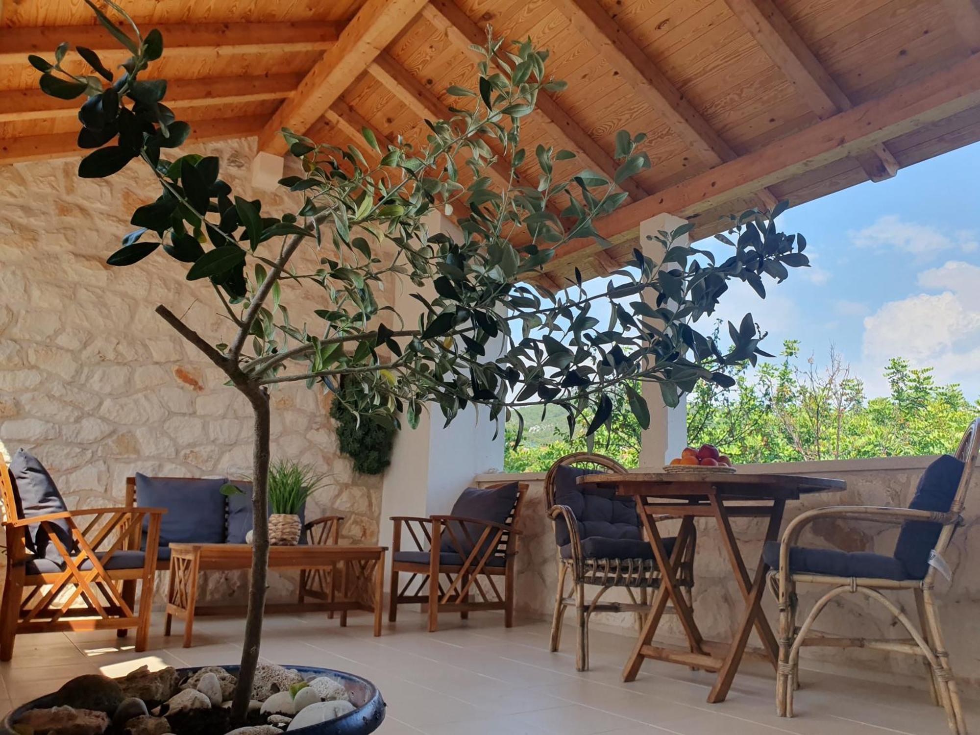 Castle Stambuk Apartma *